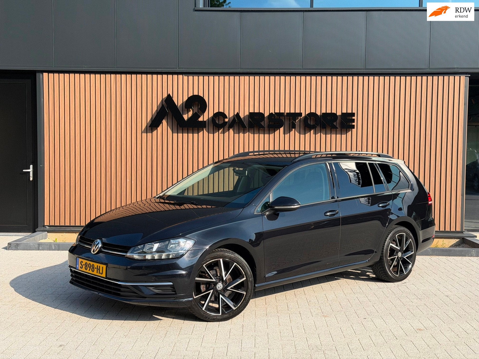 Volkswagen Golf Variant 1.0 TSI Highline DSG NAVI APK NETTE, Gebruikt, Zwart, 3 cilinders, Golf Variant