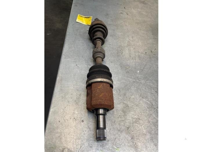 Aandrijfas links-voor van een Kia Sorento, -, -, Ophalen of Verzenden, -