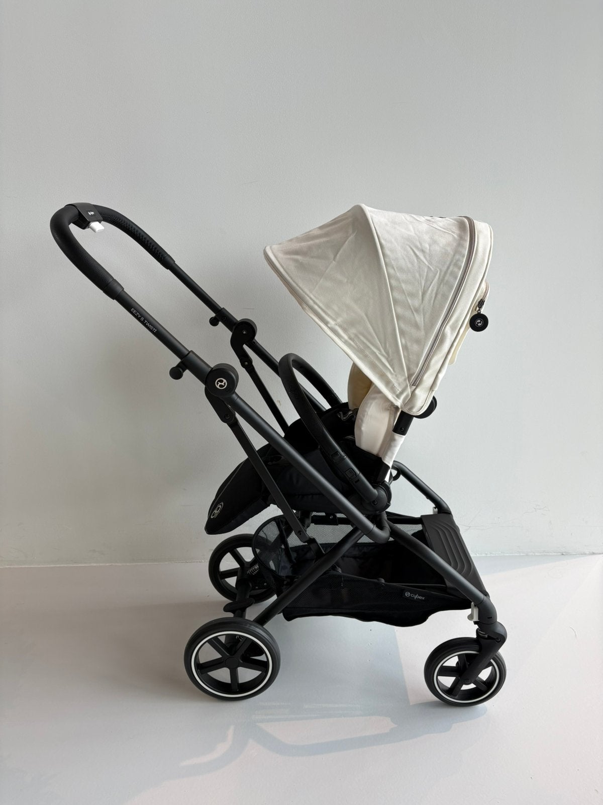 Cybex Eezy S Twist+ 2 Buggy Canvas White / Light Beige, Ophalen, Nieuw, Overige merken, Verstelbare rugleuning