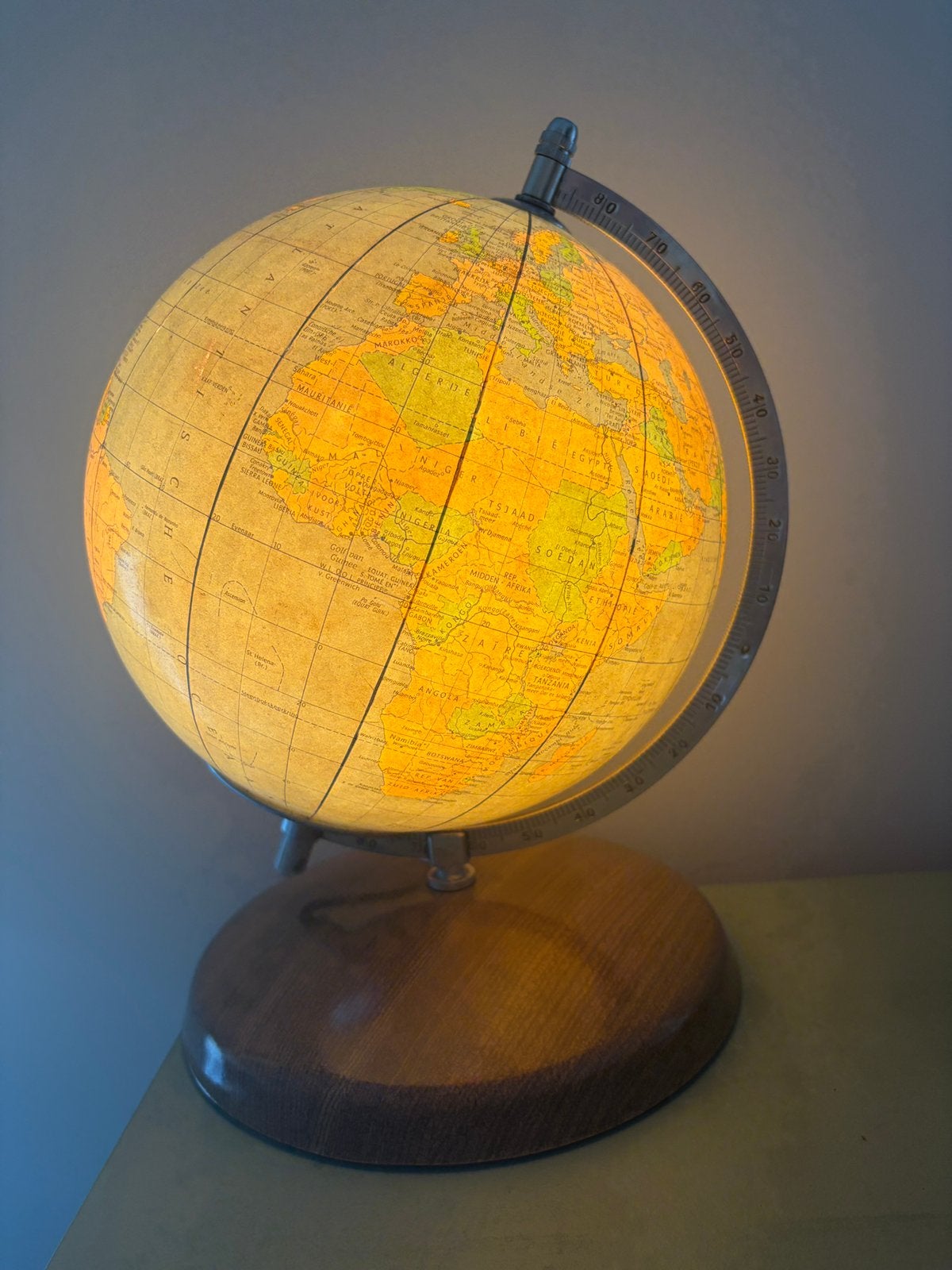 Vintage | Wereldbol lamp, Glas, 21 cm, Ophalen of Verzenden, Antieke wereldbol