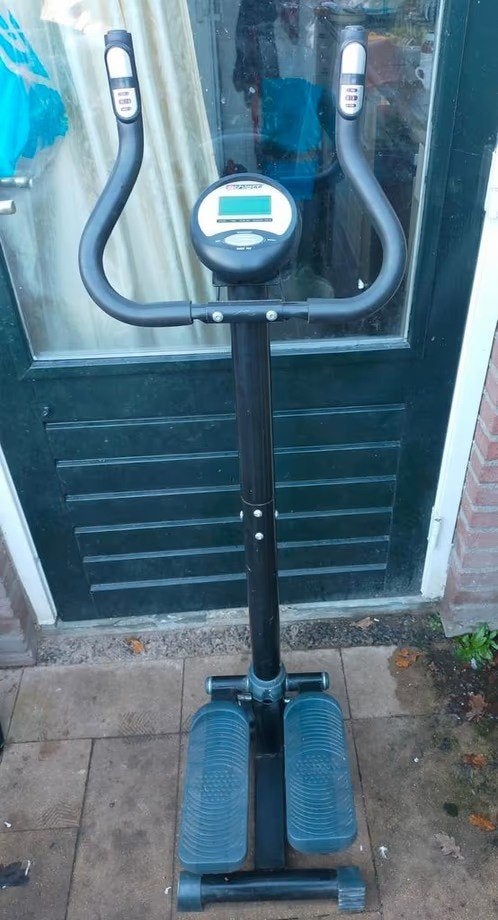 step trainer met stand, Ophalen, Stepapparaat