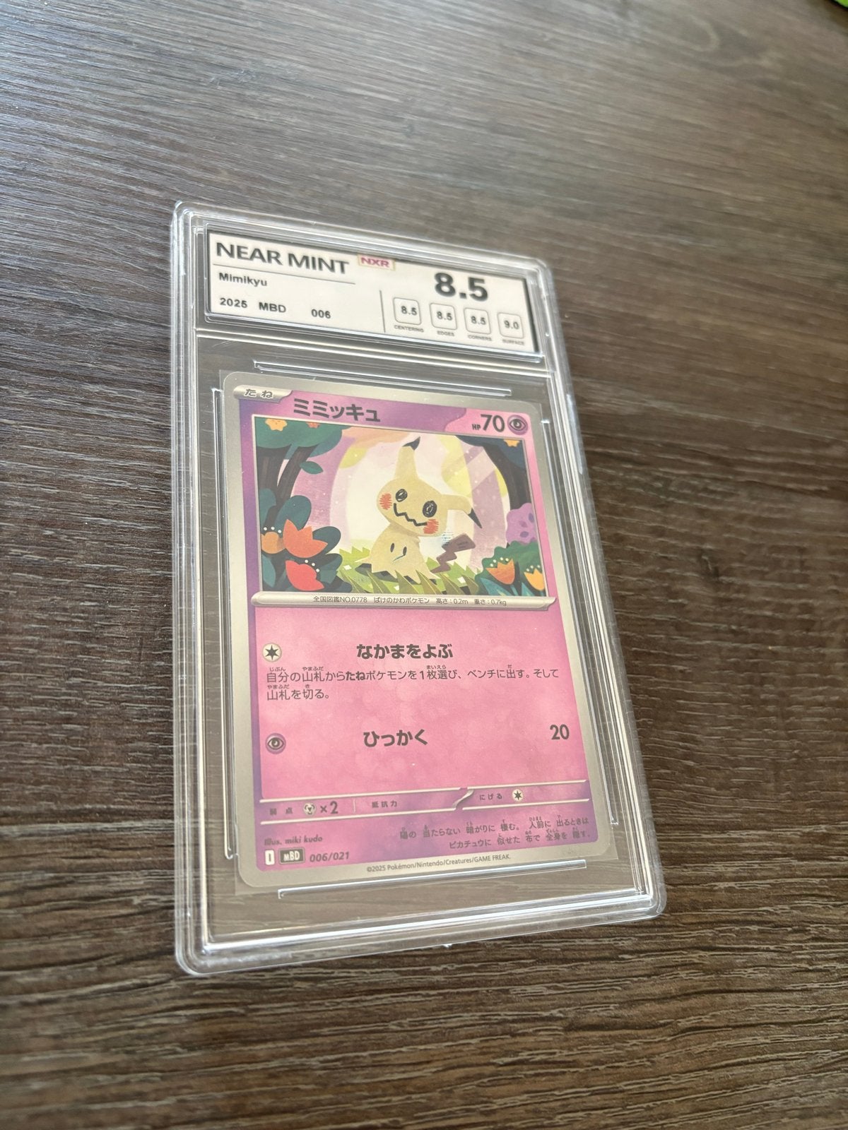 Japanse Mimikyu Pokémon kaart - NXR slab 8.5 Near Mint, Ophalen, Zo goed als nieuw, Losse kaart