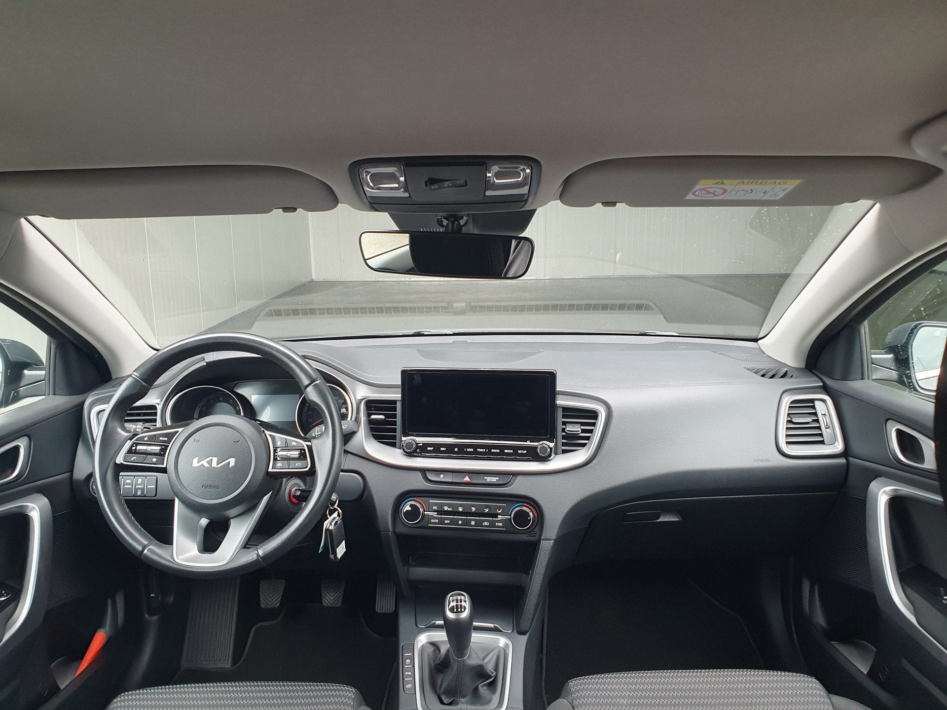 Kia Ceed 1.0 T-GDi DynamicLine NAVI/PDC/LED/CRUISE/CLIMA ., Stof, Gebruikt, Euro 6, Origineel Nederlands