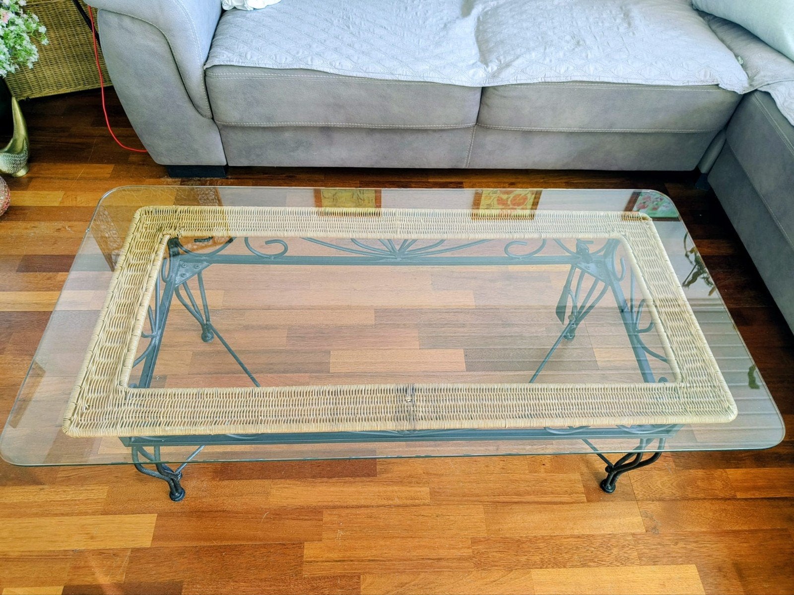 salon tafel glasplaat en zwart metalen onderstel, Ophalen, Gebruikt, 100 tot 150 cm, 50 tot 100 cm