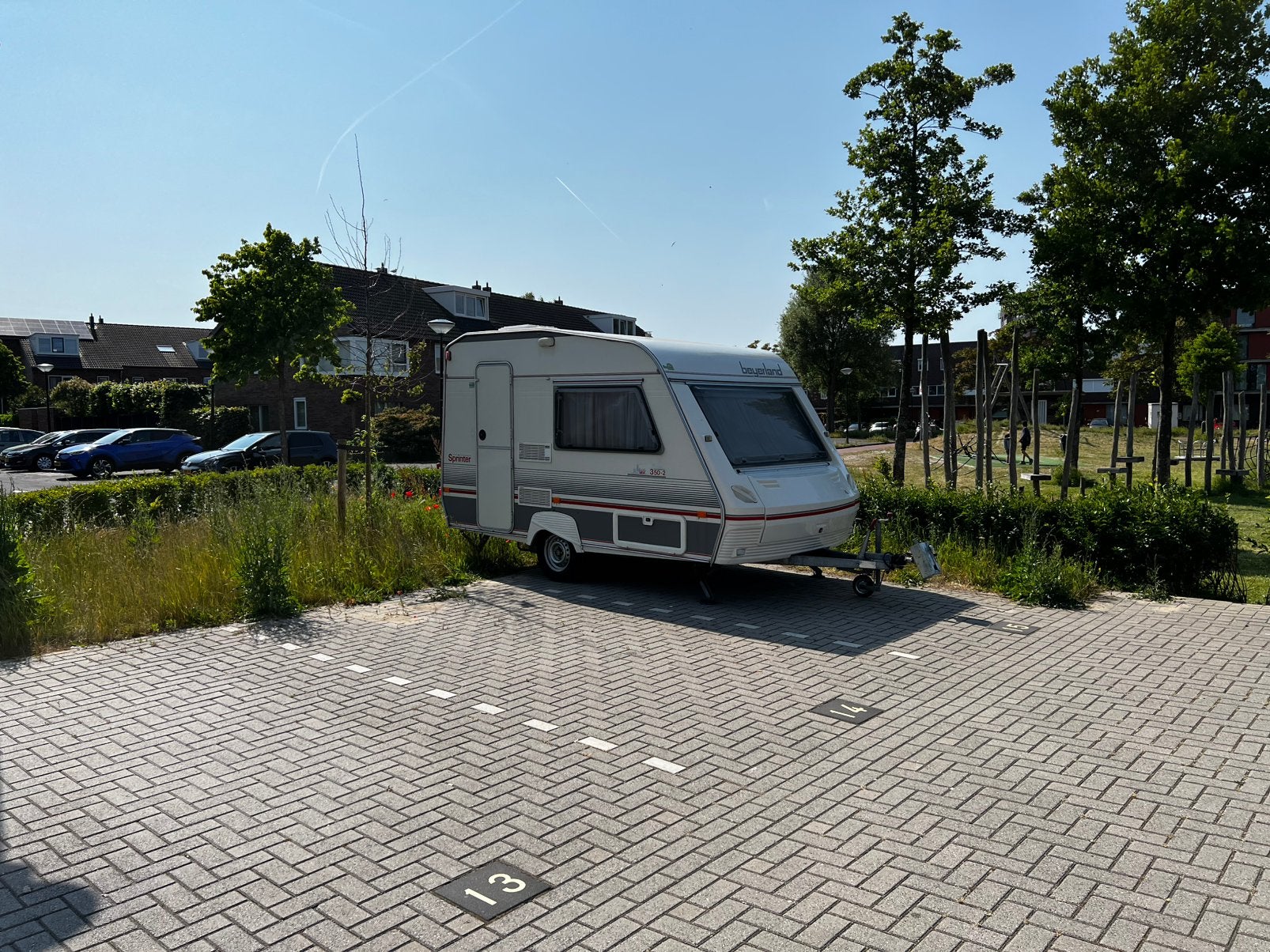Gezocht caravanstalling met spoed
