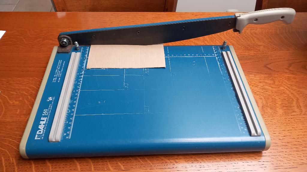 Dahle 560 snijmachine, Ophalen, Gebruikt