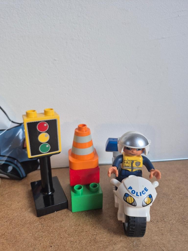 2x Duplo 5679 politiemotor, Ophalen of Verzenden, Duplo