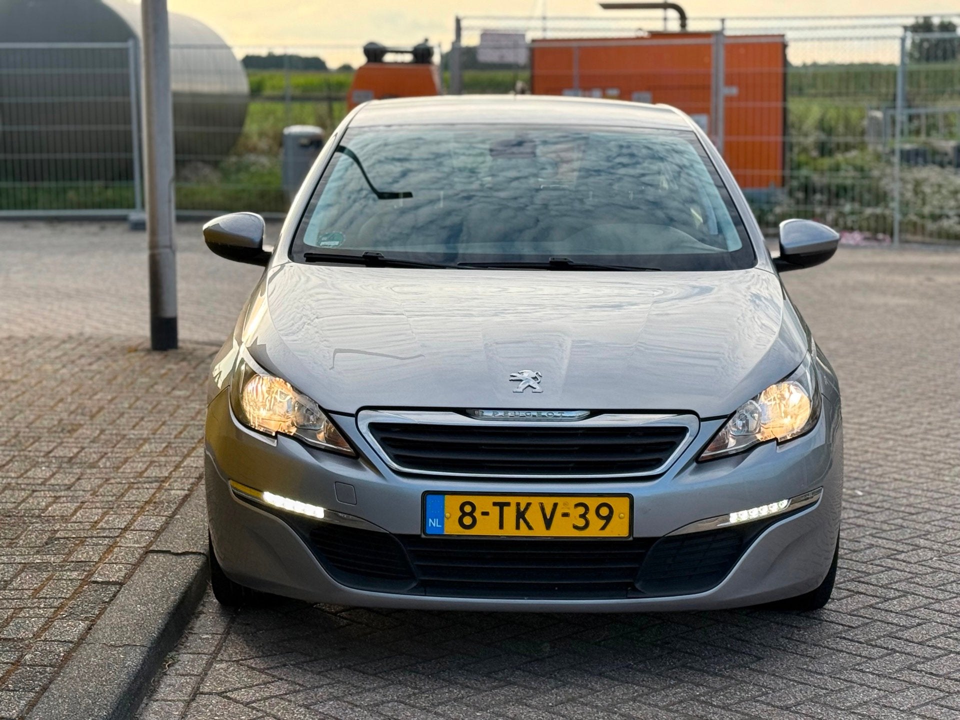 Peugeot 308 1.6 THP Allure Bj 2014 Airco Navi Pdc Volledig o, Auto's, Euro 5, Gebruikt, 4 cilinders, 49 €/maand