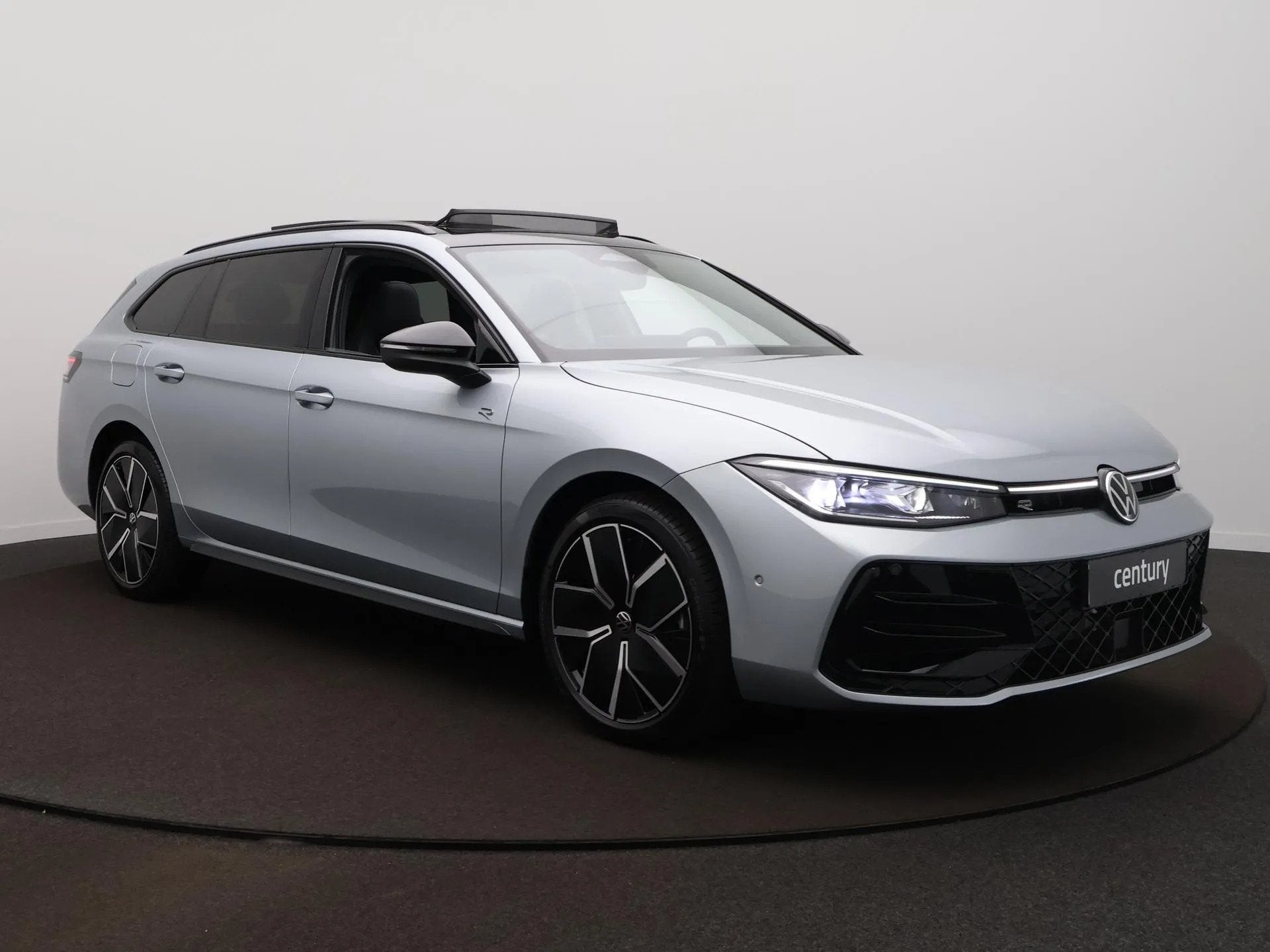 Volkswagen Passat Variant R-Line Edition 1.5 eHybrid 150 kW, Dealer onderhouden, 1498 cc, Nieuw, Zilver of Grijs