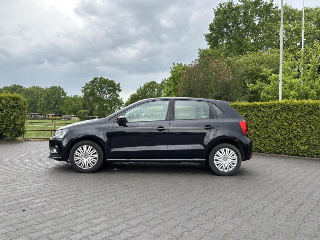 Volkswagen Polo POLO 1.0 75PK TRENDLINE (bj 2017), Auto's, 21 km/l, Zwart, Origineel Nederlands, Bedrijf