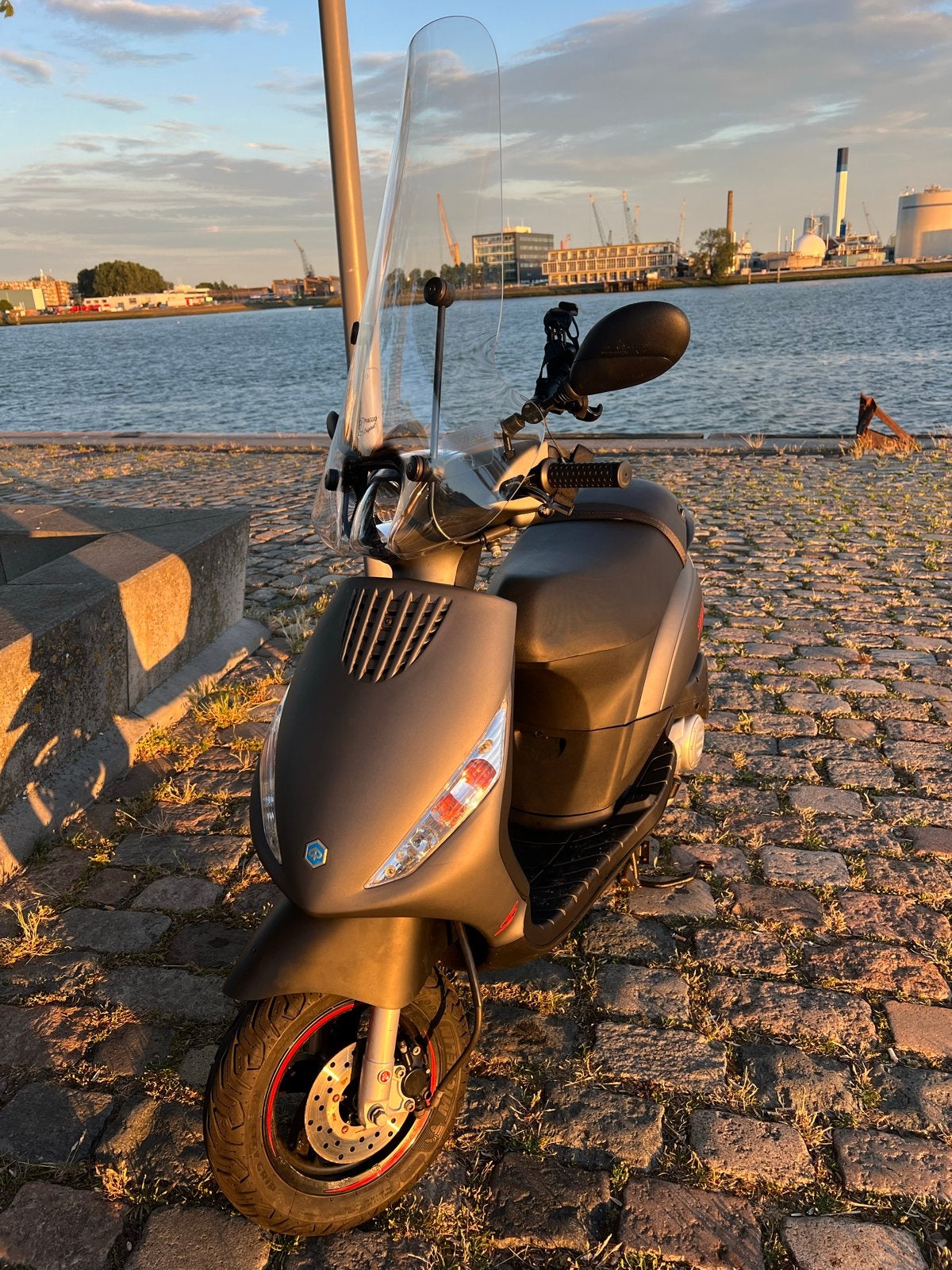 Piaggio Zip Scooter - Mat grijs, Goede Staat, Ophalen, Gebruikt, Zip, Benzine