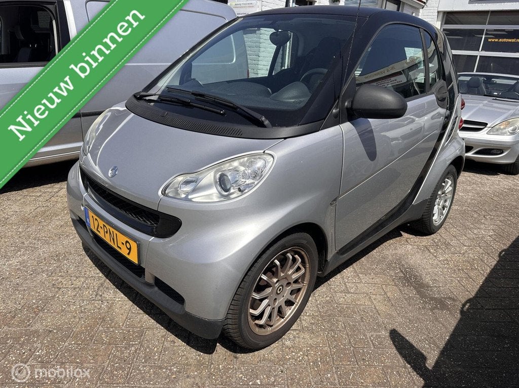 Smart fortwo coupé 1.0 mhd Pure, Auto's, Smart, Euro 5, Achterwielaandrijving, Gebruikt, 18 €/maand