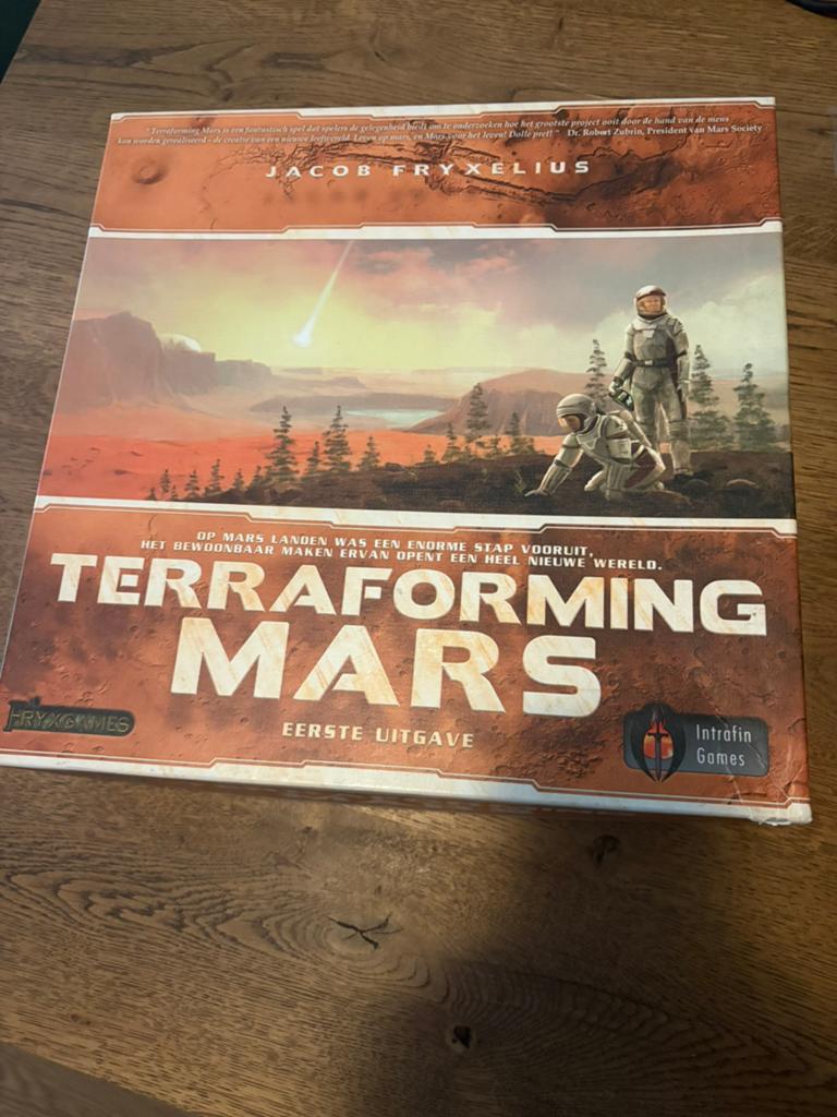 Terraforming Mars bordspel | 1x gespeeld | zo goed als nieuw, Ophalen of Verzenden, Zo goed als nieuw