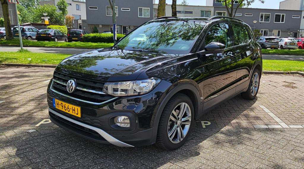 Volkswagen T-Cross 1.0 TSI 95pk 2020 Zwart, Auto's, Voorwielaandrijving, 1145 kg, 95 pk, 620 kg