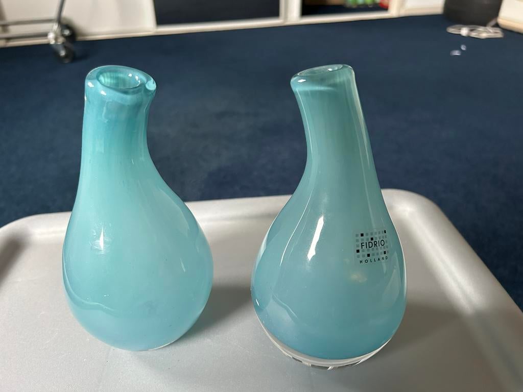 Twee vaasjes voor 10 euro, Huis en Inrichting, Woonaccessoires | Vazen, Overige kleuren, Ophalen of Verzenden, Minder dan 50 cm