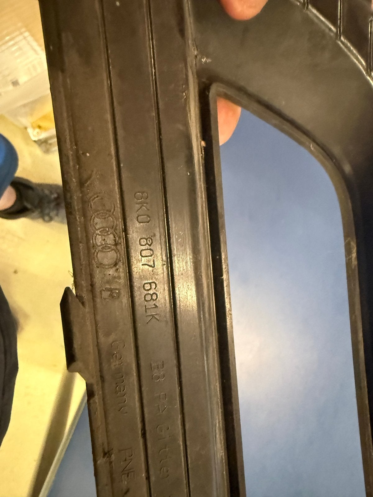 Mistlamp gril links Audi A4 B8.5 Facelift 2012, Ophalen, Gebruikt, Links, Audi