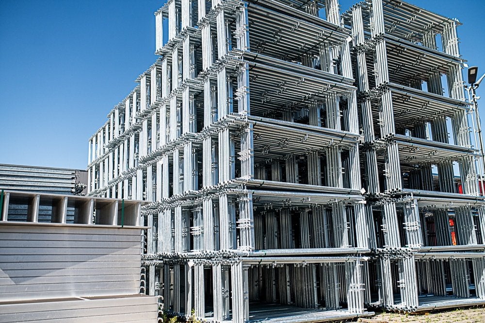 Aluminium steiger Plettac | 500 m² | Snelle levering, Doe-het-zelf en Verbouw, Steigers, Verzenden, Nieuw, Gevelsteiger, 5 meter of hoger