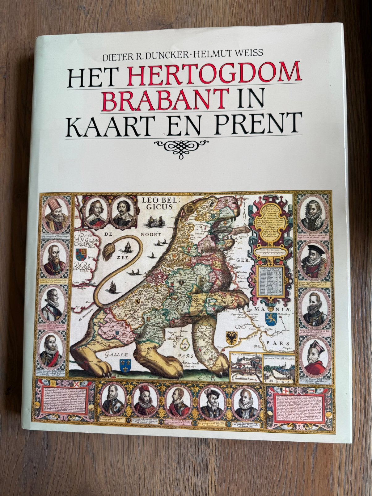 Zgan!! Boek Het hertogdom Brabant in kaart en prent, Ophalen of Verzenden, Zo goed als nieuw