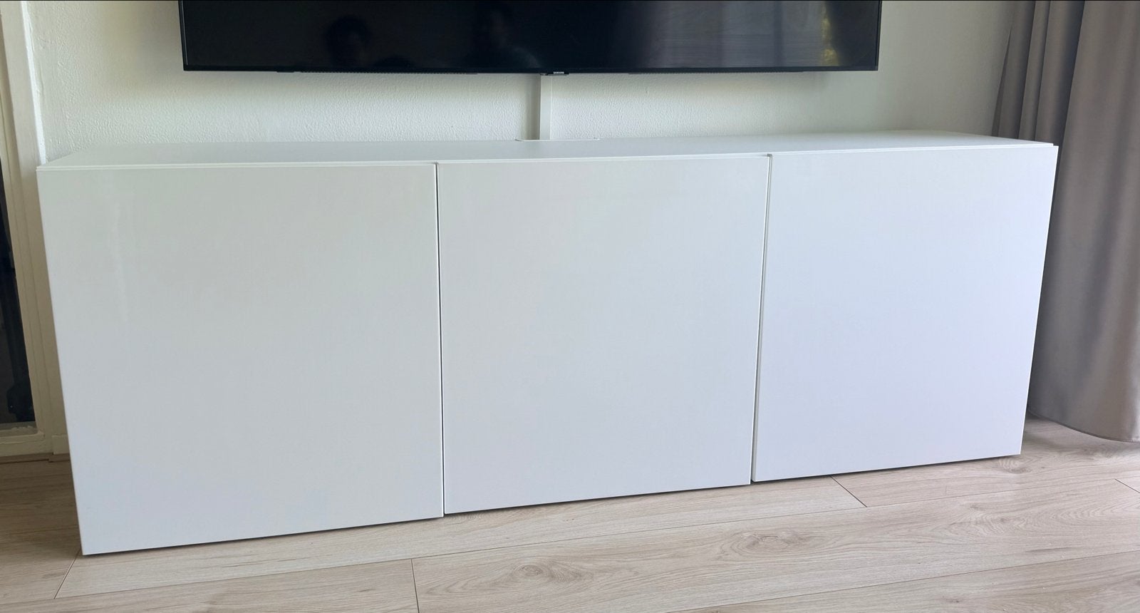 IKEA BESTÅ Kast met 3 LAPPVIKEN Hoogglans Witte Deuren, 150 tot 200 cm, Ophalen of Verzenden, Zo goed als nieuw, Minder dan 100 cm
