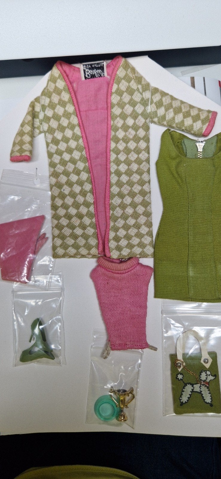 Barbie vintage poodle parade, Ophalen of Verzenden, Zo goed als nieuw, Kleertjes