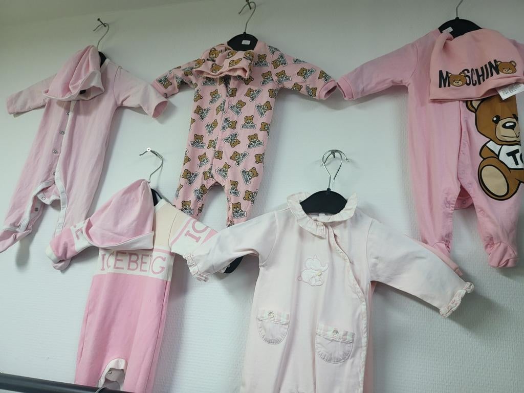Boxpakjes moschino iceberg zgan roze meisje merkkleding, Ophalen of Verzenden, Zo goed als nieuw