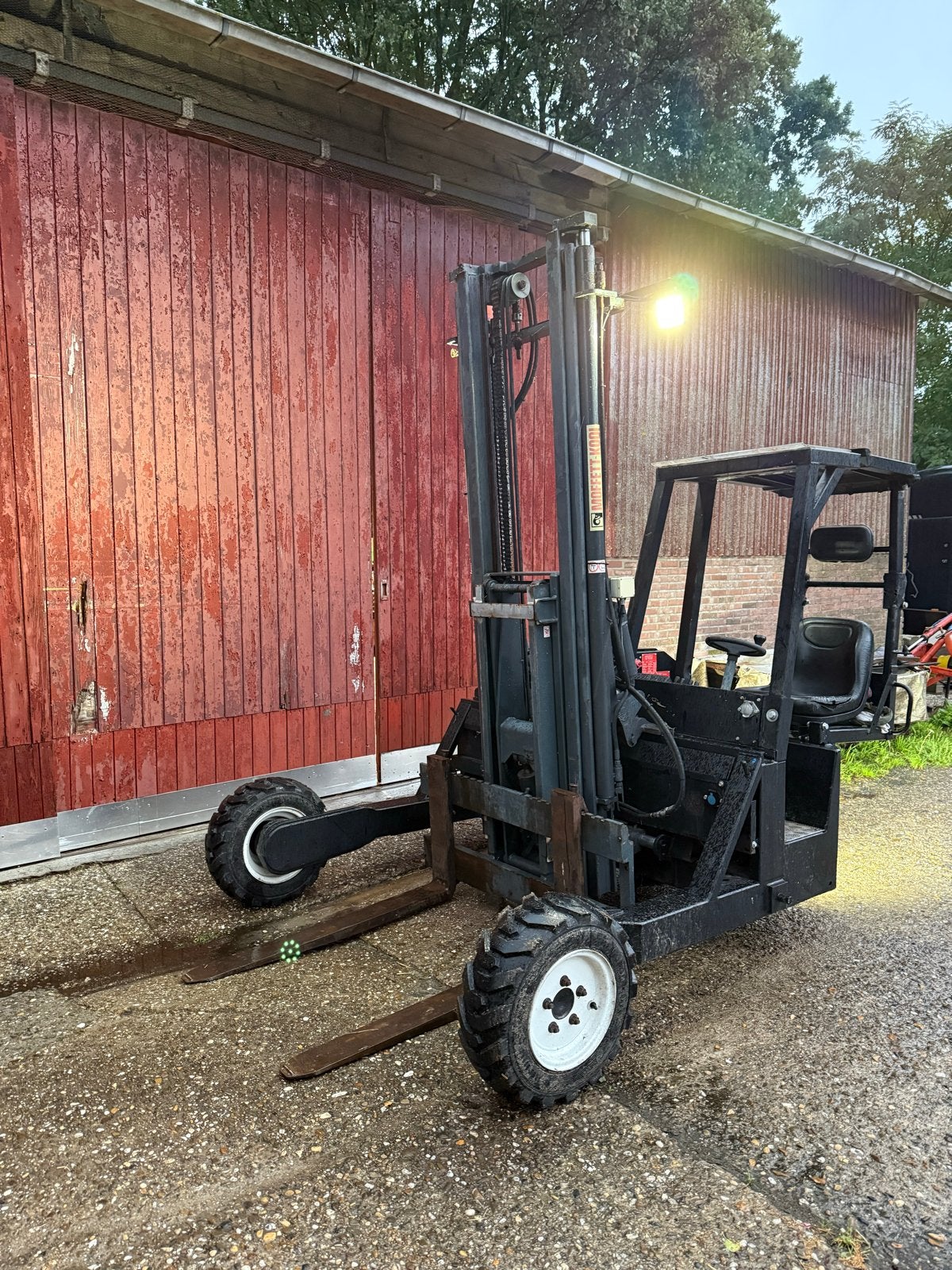 Kooiaap Moffett M4 25.3 - Meeneemheftruck, Moffett, Diesel, Ophalen of Verzenden, ...