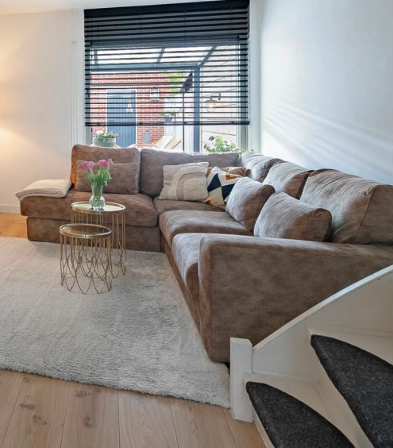 Urban sofa hoekbank, Ophalen, Zo goed als nieuw, Stof