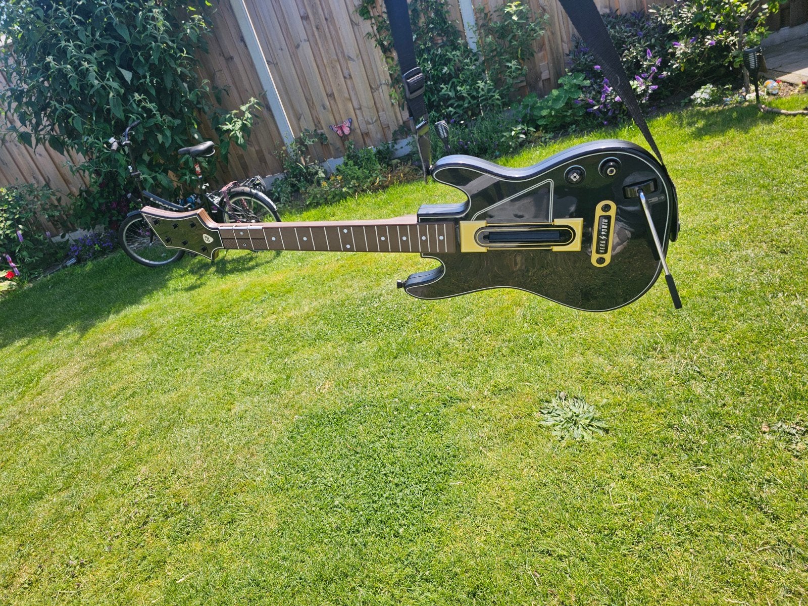 Guitar Hero Power Gitaar, Muziek, 1 speler, Ophalen of Verzenden, Zo goed als nieuw