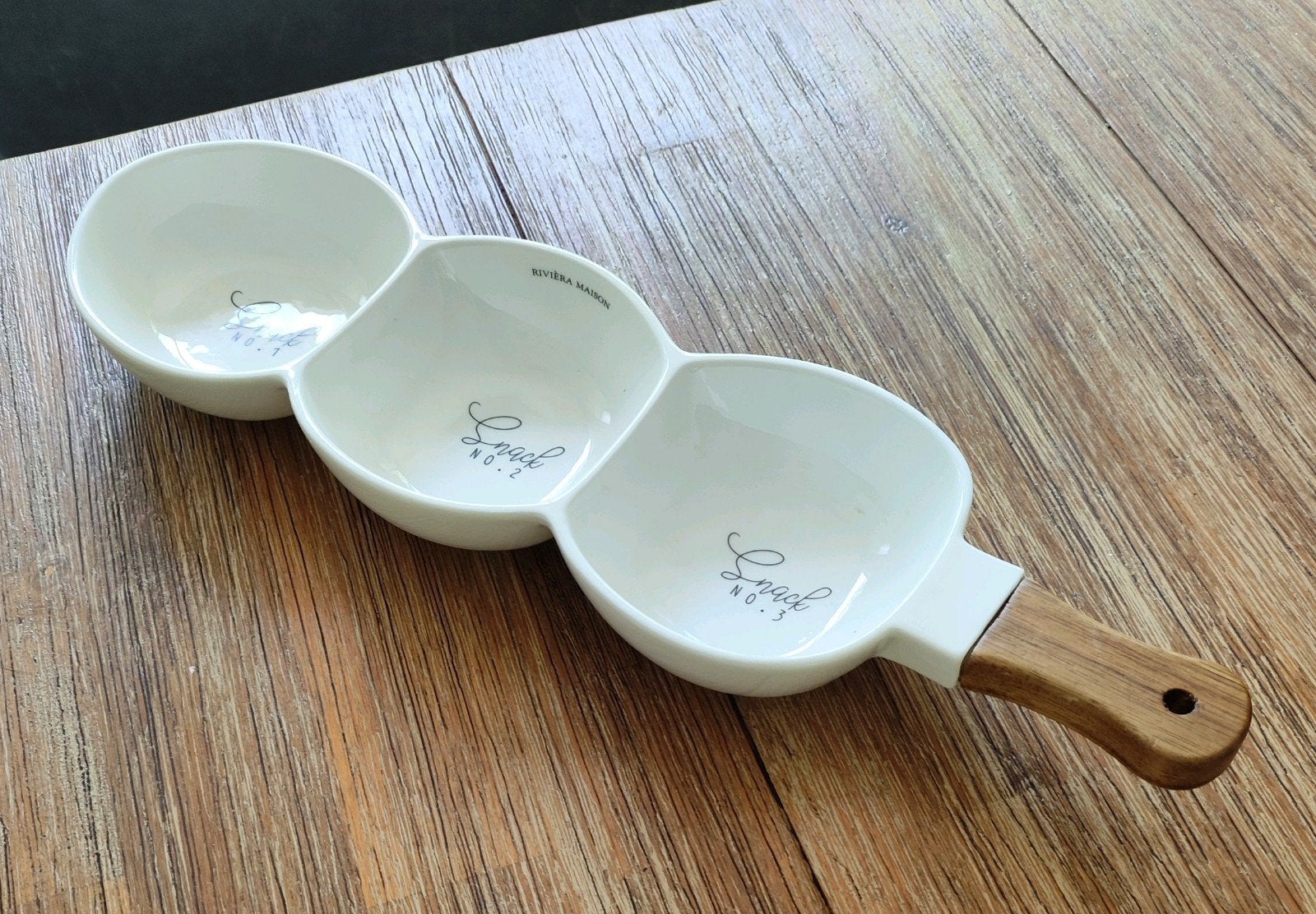 Riviera Maison Snack Schaal met 3 vakken en handvat, Schaal, Ophalen of Verzenden, Zo goed als nieuw, Steen of Aardewerk
