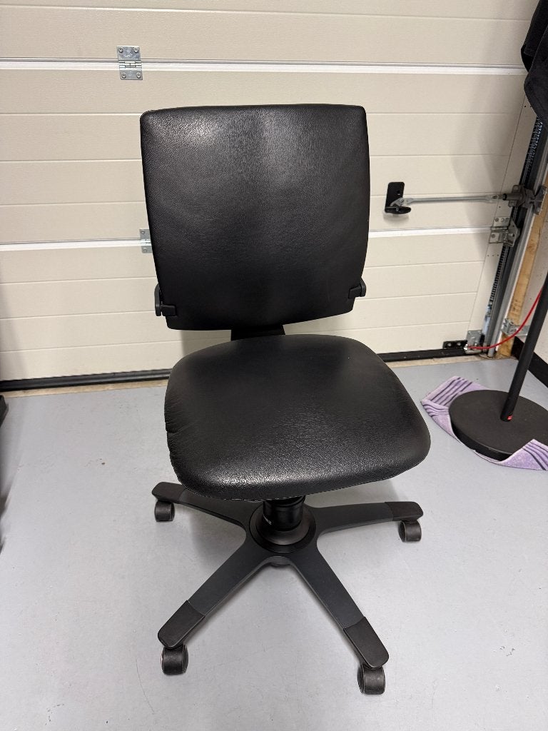 Actieve ergonomische bureaustoel | Aeris 3Dee | Swopper, Ophalen, Gebruikt, Zwart, Bureaustoel
