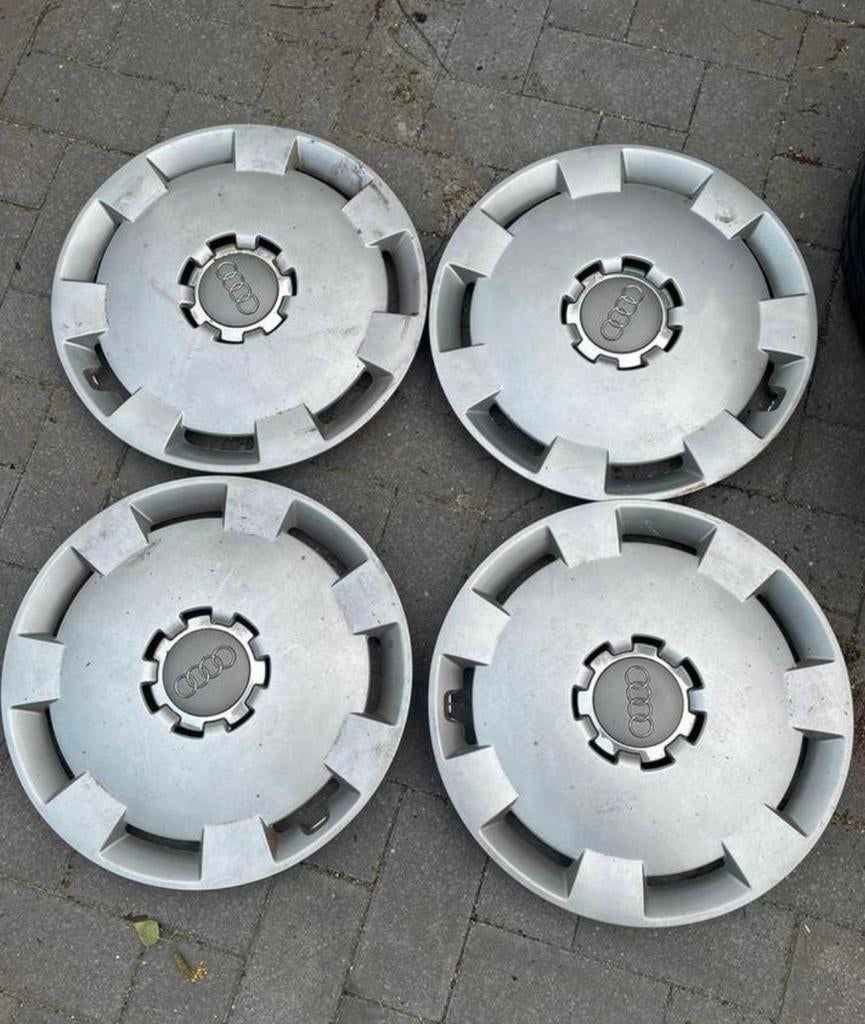Originele 16 inch Audi wieldoppen - Set van 4, Ophalen of Verzenden, Gebruikt