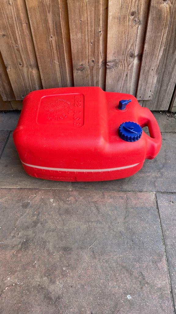 Externe tank voor buitenboordmotor in nieuwstaat, Watersport en Boten, Ophalen, Zo goed als nieuw, Motor en Techniek, Zeilboot of Motorboot