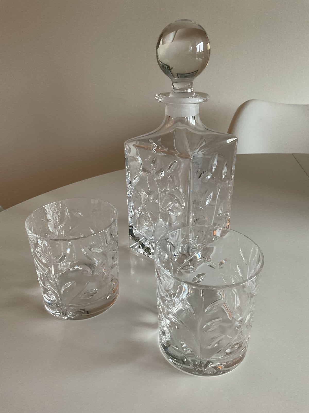 Kristallen karaf met 2 whiskyglazen, Antiek en Kunst, Ophalen of Verzenden