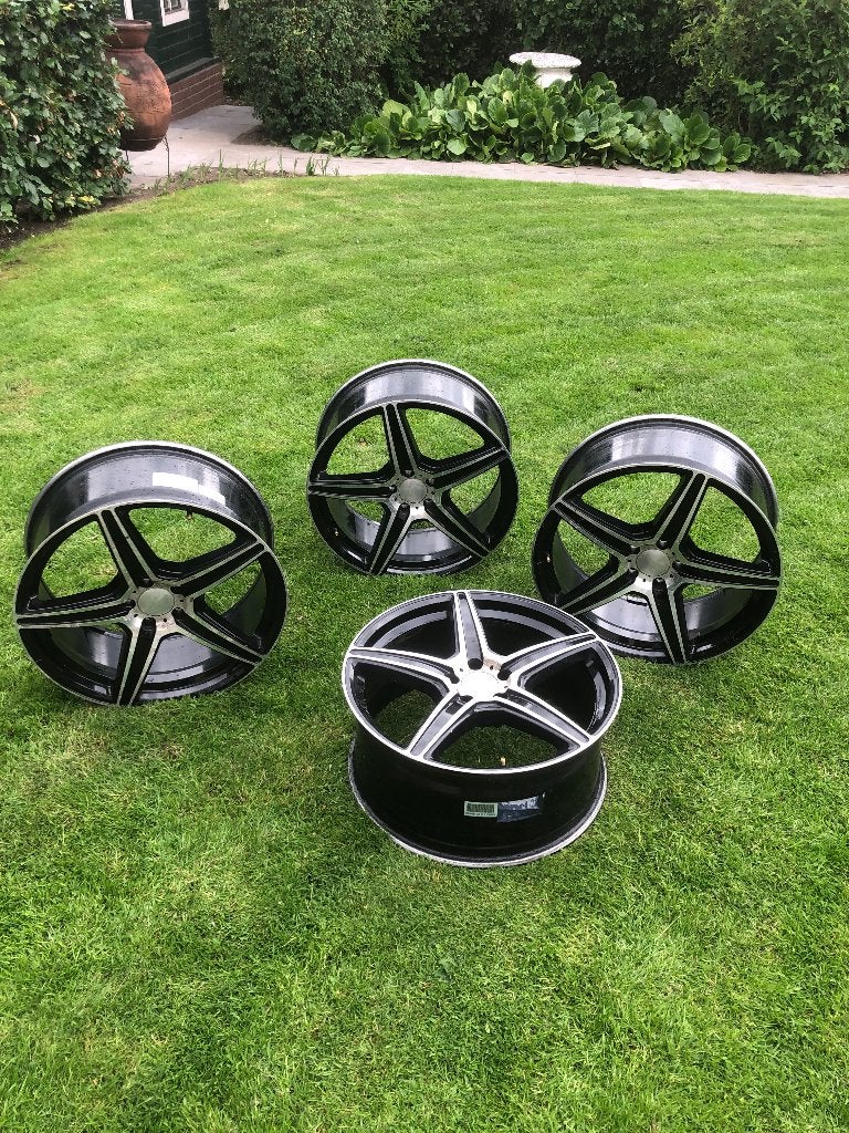 Autovelgen Black Polish, Ophalen, Gebruikt, 255 mm, Velg(en)