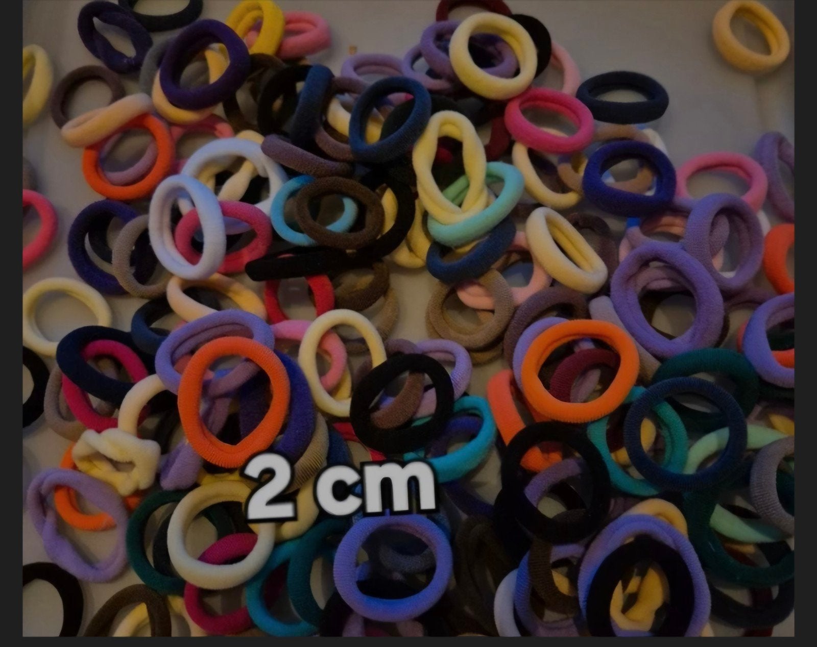 Grote partij gekleurde haarelastiekjes 2 cm, Sieraden, Tassen en Uiterlijk, Uiterlijk | Haarverzorging, Ophalen of Verzenden, Nieuw