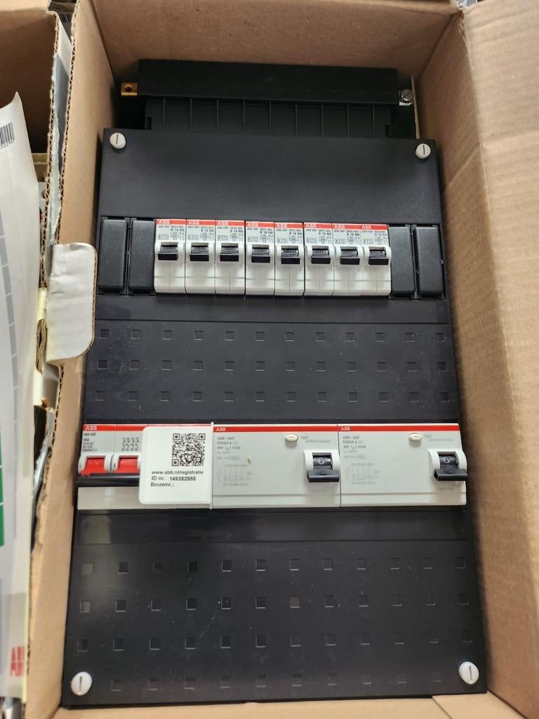 Abb groepenkasten 3 fase (nieuw), Hobby en Vrije tijd, Elektronica-componenten, Ophalen