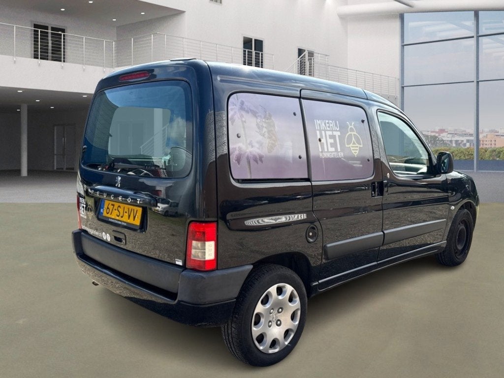 Peugeot Partner MPV 1.6-16V XT, Auto's, Gebruikt, Zwart, Origineel Nederlands, Bedrijf
