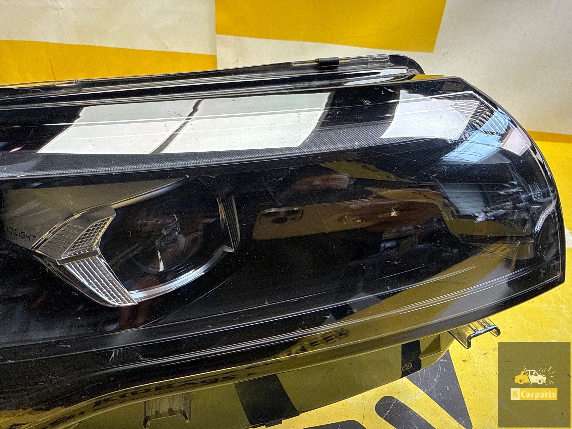 Lamp VW Tiguan 571 CT1 LED Matrix koplamp rechts 571941114, Gebruikt, Volkswagen, Volkswagen AG, Berliner Ring 2
38440  Wolfsburg, DE