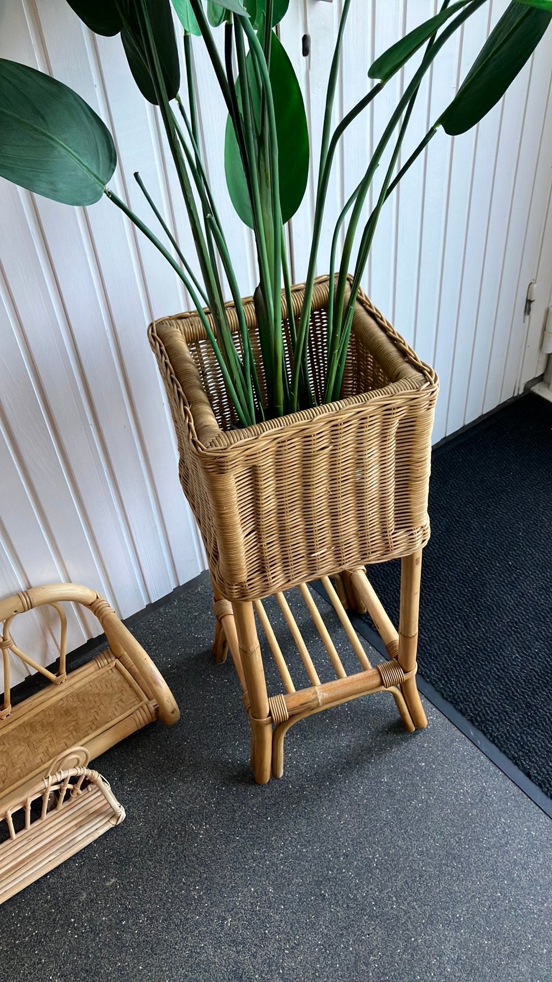 Rotan plantenbak op voet, Ophalen, Zo goed als nieuw, Vierkant