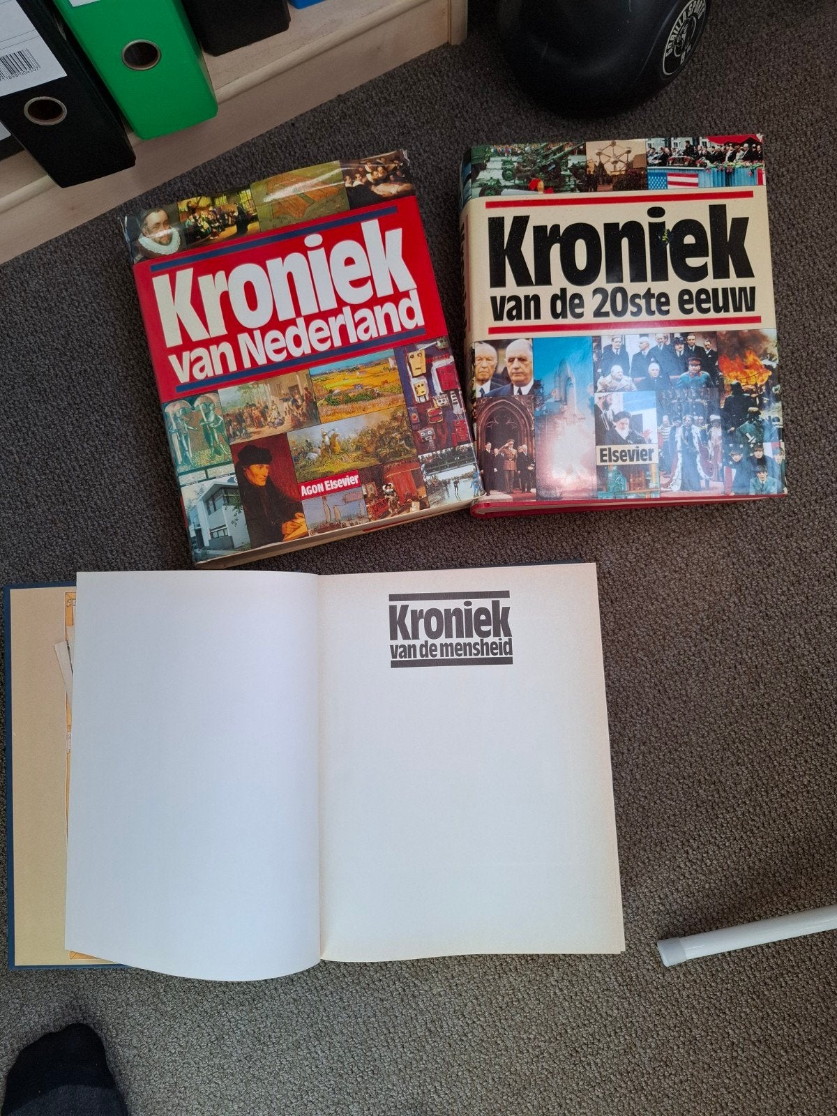 kroniek van Nederland 20e eeuw en de mensheid, Ophalen, Gelezen, Overige gebieden