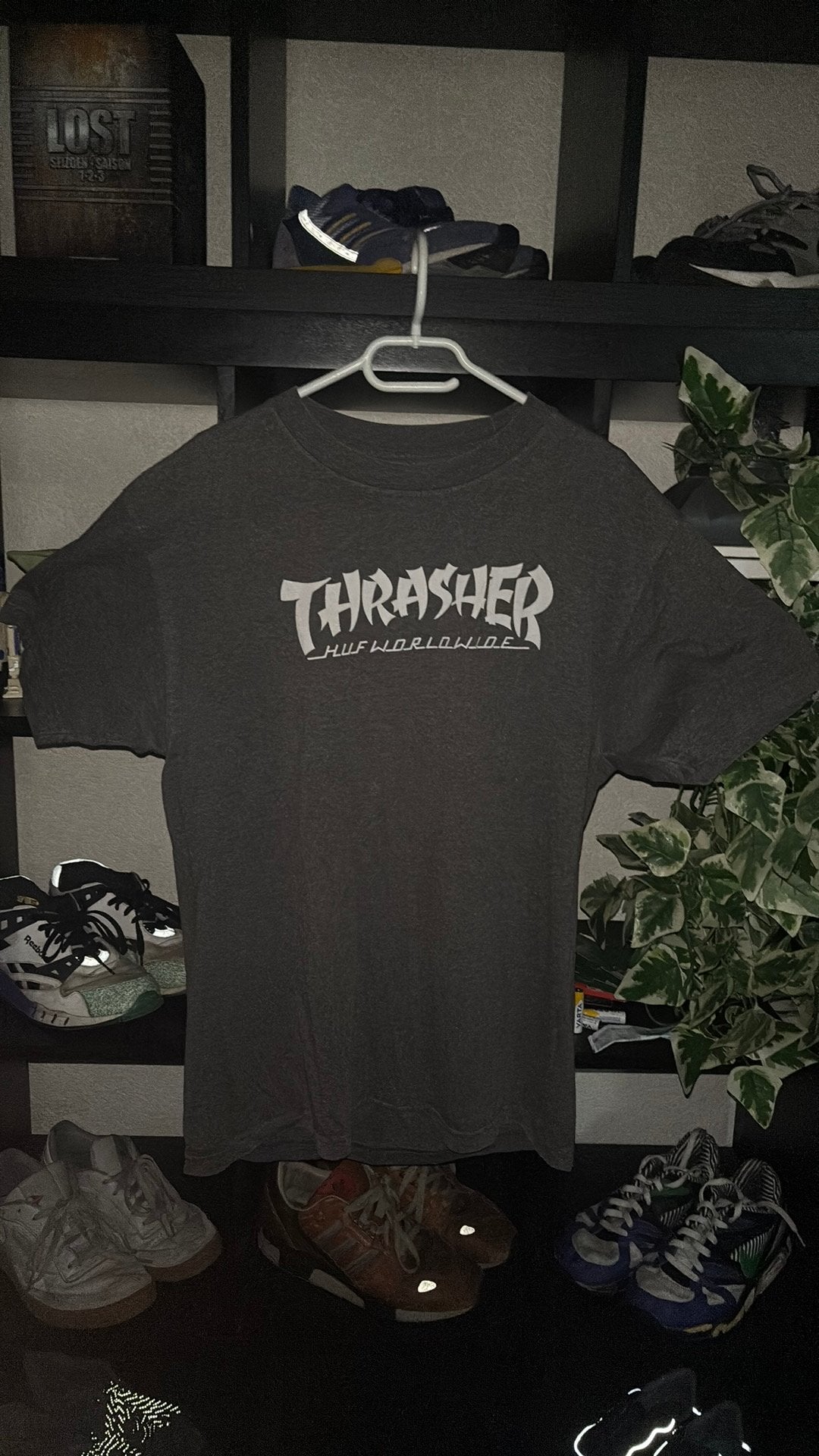 T-Shirt • huf x trasher  • maat L, Ophalen, Gedragen, Maat 52/54 (L), Grijs