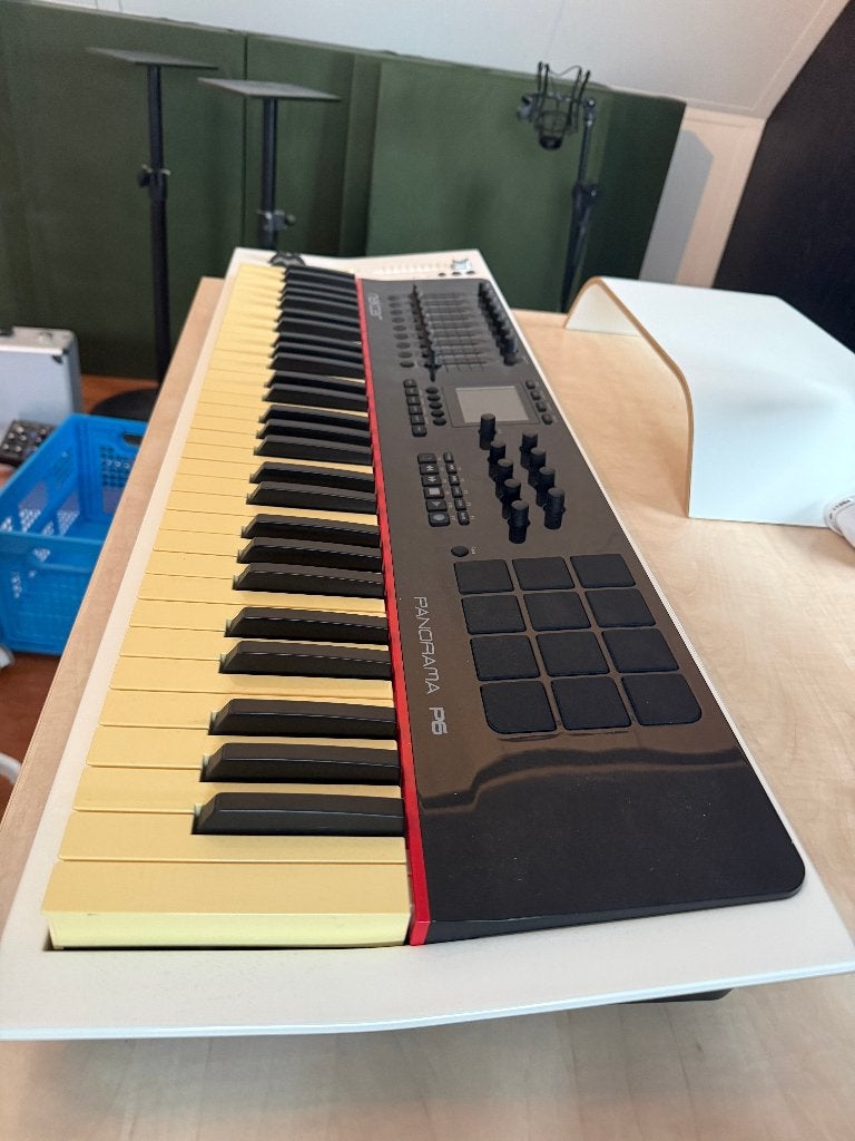 Nektar Panorama P6 + gratis Keyboardstand, Ophalen, Gebruikt, 61 toetsen, Overige merken