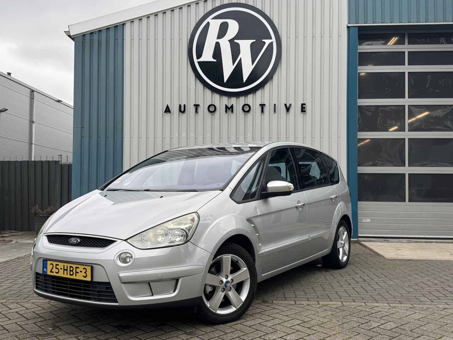 Ford S-Max 2.0-16V Nav / Trekhaak / Cruise / NL Auto / N.A.P, Auto's, Voorwielaandrijving, 145 pk, Stof, Gebruikt