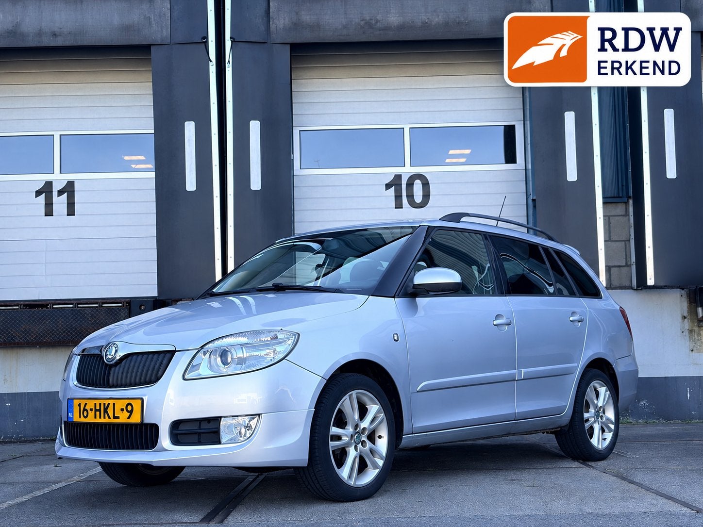 Skoda Fabia 1.4 16V Sport UNIEK 2009, Voorwielaandrijving, 40 €/maand, 4 cilinders, Handgeschakeld