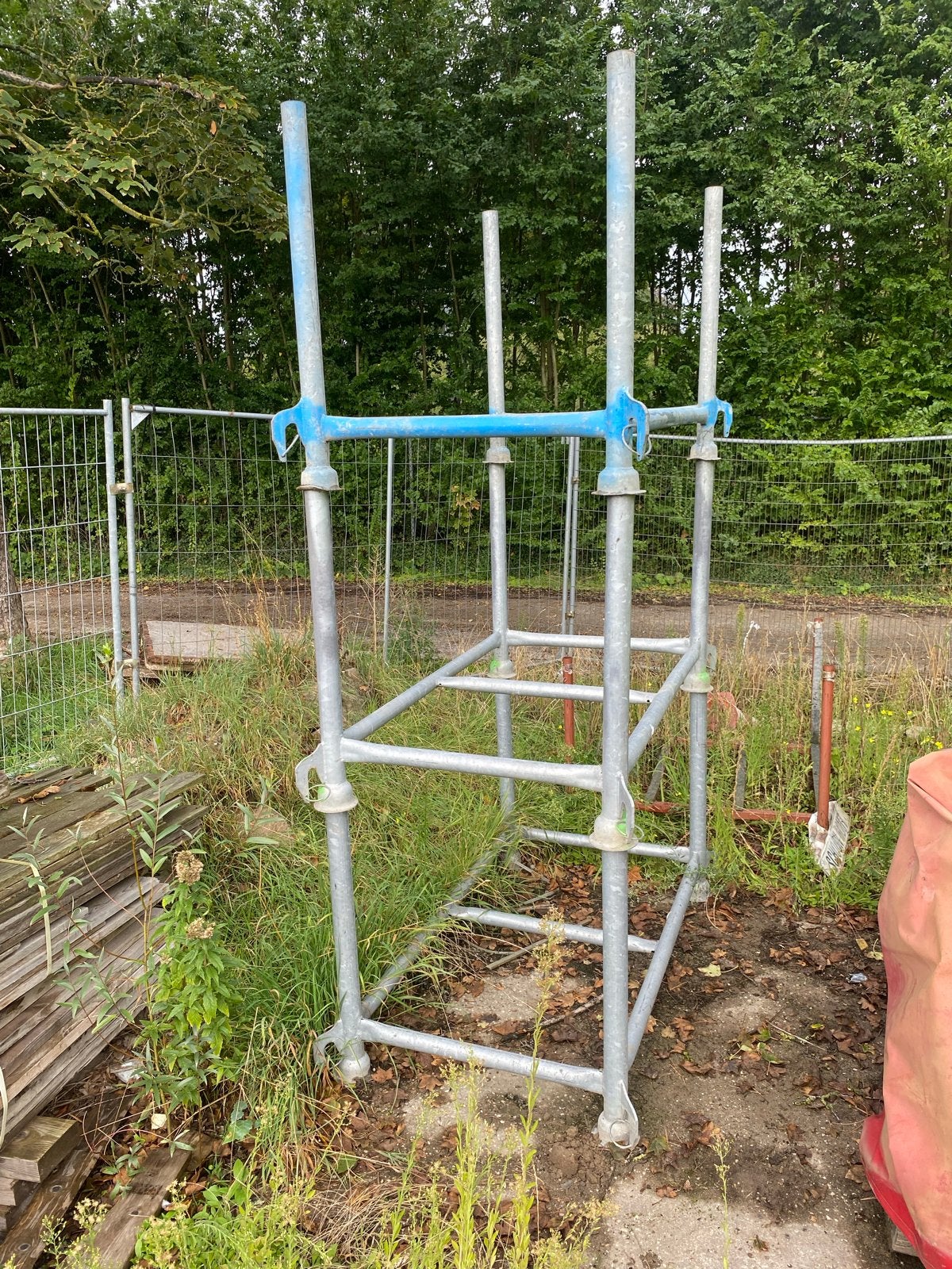 Opslagbunkers voor steiger materialen. 4stuks, Ophalen, Gebruikt, Overige typen, Minder dan 2 meter