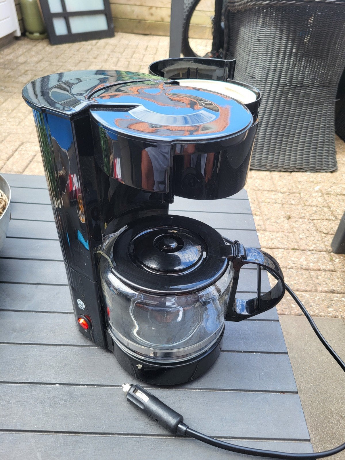 Draagbaar 12V Koffiezetapparaat voor onderweg, Ophalen, Koffiemachine, Gemalen koffie, Zo goed als nieuw