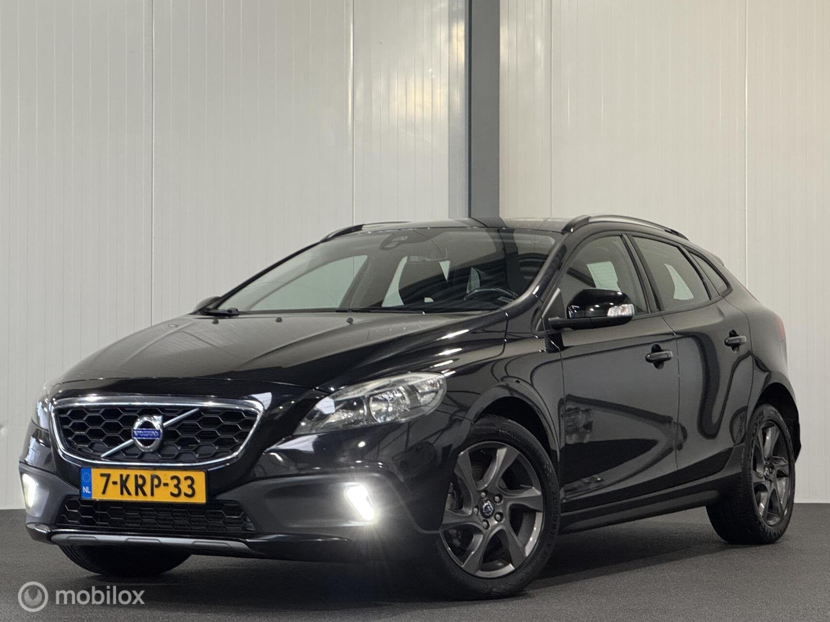 Volvo V40 Cross Country 1.6 D2 Kinetic [ NAP 1e eigenaar cru, Auto's, Voorwielaandrijving, Euro 5, 1287 kg, 4 cilinders