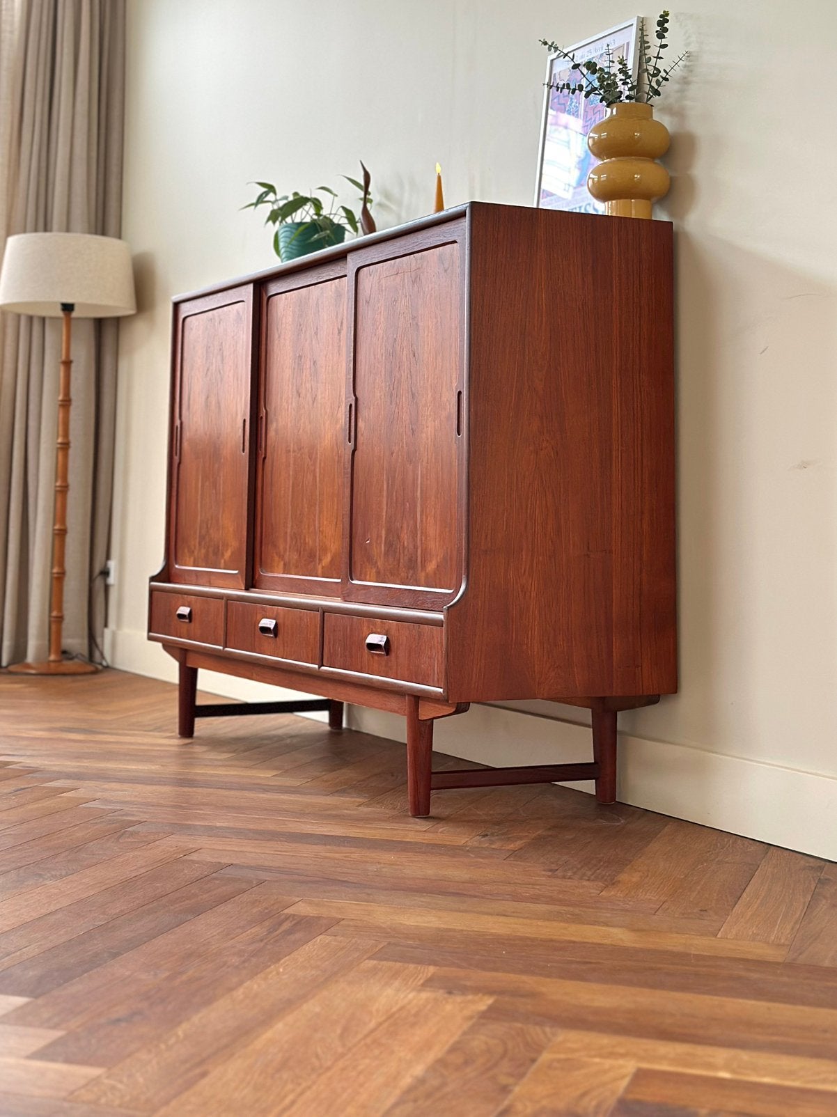 Vintage wandmeubel highboard Deens teak hout jaren 50/60/70, Huis en Inrichting, Ophalen, Gebruikt, Met deur(en), 100 tot 150 cm