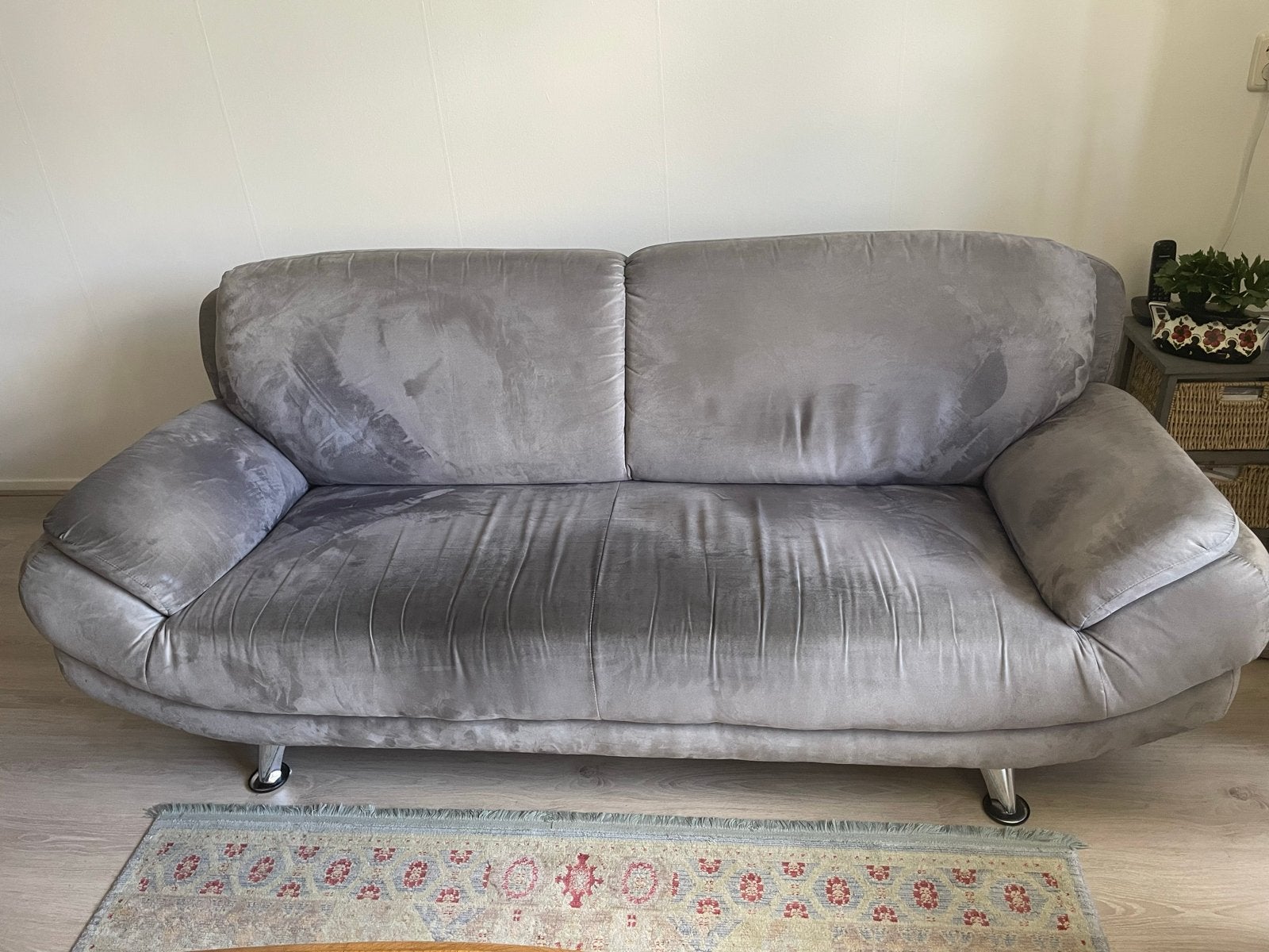 Nog zeer nette grijsblauwe bank, rook- en diervrij, Huis en Inrichting, Ophalen, Driepersoons, 75 tot 100 cm, Zo goed als nieuw
