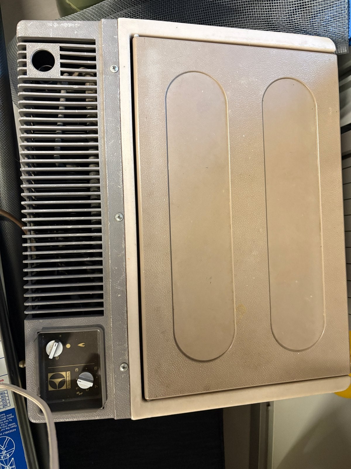 Electrolux Koelbox - Compact en Draagbaar, Ophalen, Minder dan 75 liter, Zonder vriesvak, Gebruikt